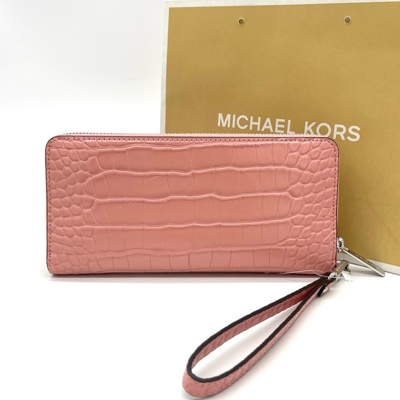 Michael Kors Large Continental Wallet Wristlet - Picture 4 of 5